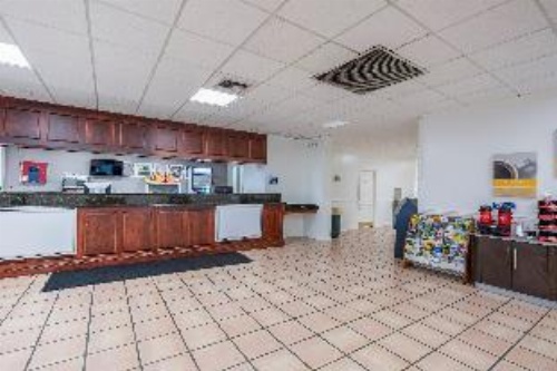 Travelodge by Wyndham Baton Rouge East image 19