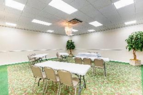 Travelodge by Wyndham Baton Rouge East image 7